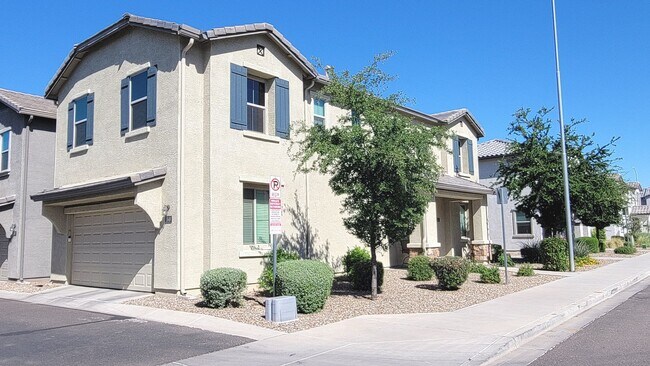 Building Photo - Heritage Crossing