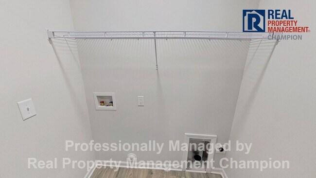 Building Photo - Marketing Description