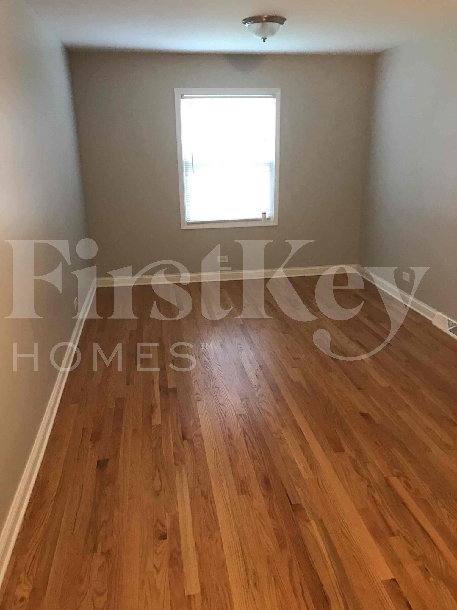 Building Photo - ON132 Cottonwood Dr