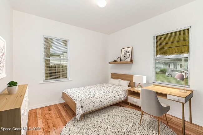 Building Photo - 533 E Lincoln Ave