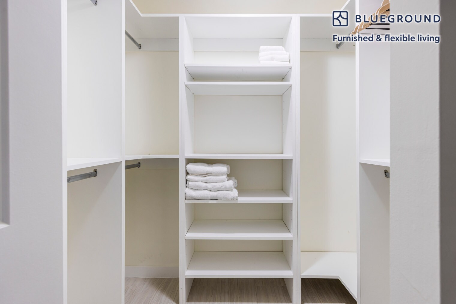 Building Photo - 3880 NE 6th Ave