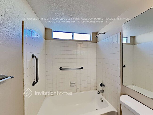 Building Photo - 8414 W Windrose Dr