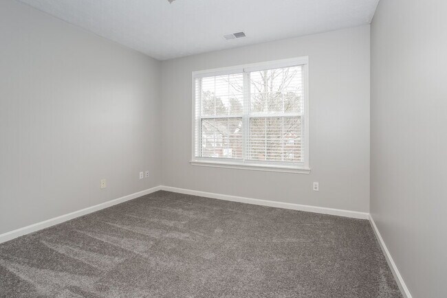 Building Photo - 3620 Liberty Ln SW