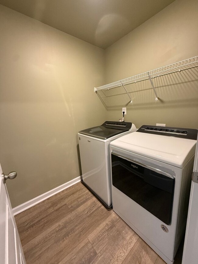 Building Photo - 4 Bed/2.5 Bath Home near Ft. Gordon