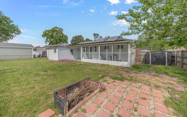 Building Photo - 8308 Nathan Ave