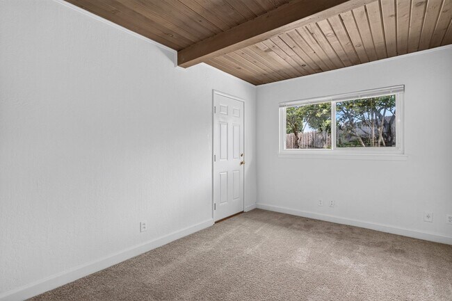 Building Photo - Freshly Renovated Single-Story Home with Huge Backyard & Prime Commuter Location!