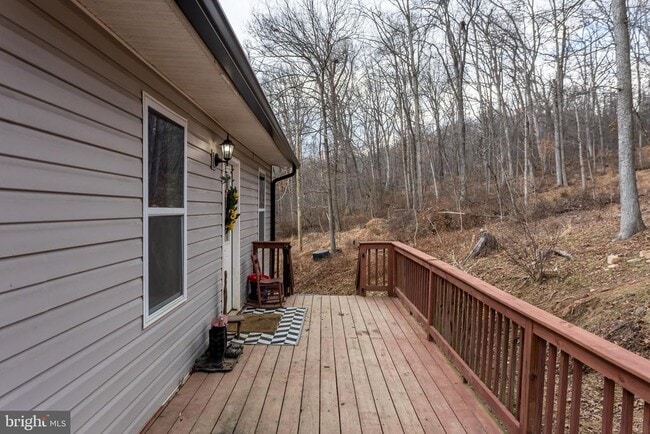 Building Photo - 1238 Logger Dr