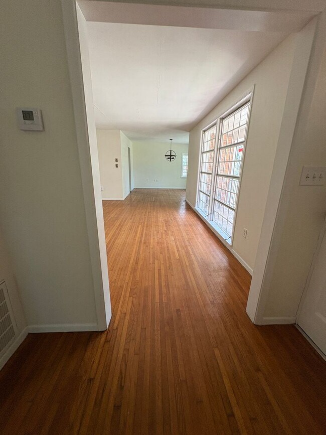 Building Photo - 2BR/2BA Home with Preserve View + Tennis C...
