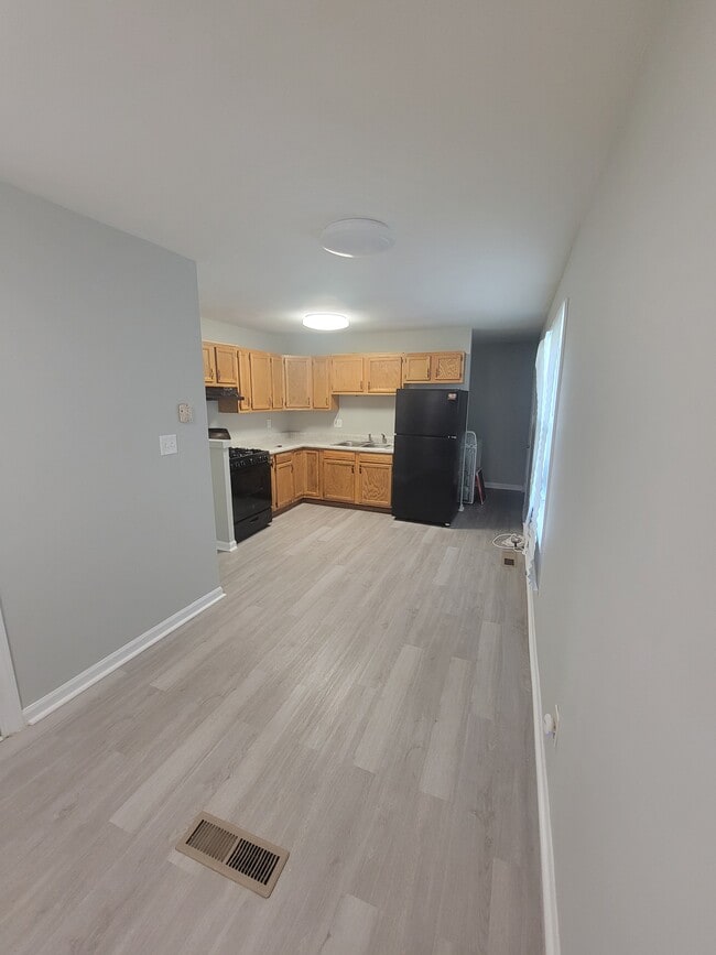 Building Photo - 118 Fairlane Dr