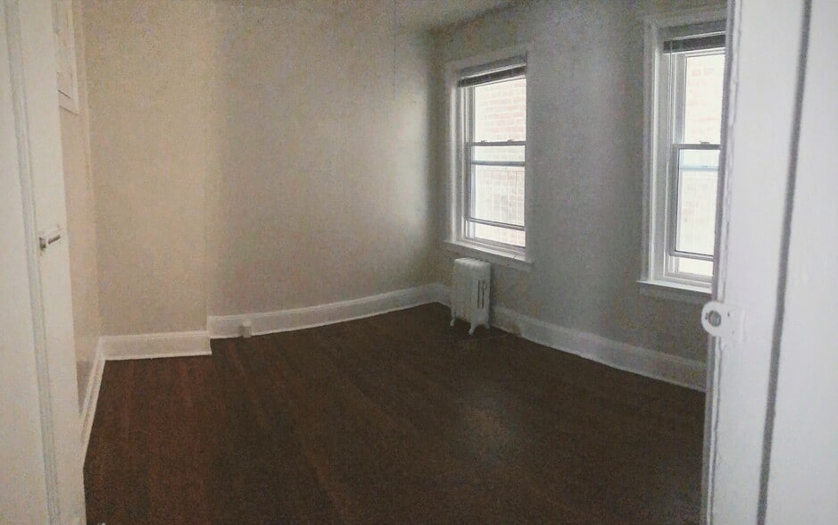 Bedroom 2 - 203 N Plum St