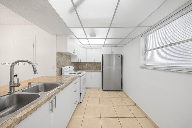 Building Photo - 14155 SW 87th St