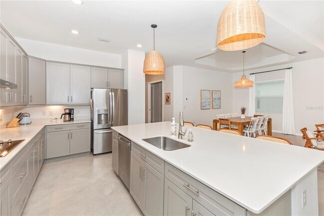 Building Photo - 17475 Jadestone Ct