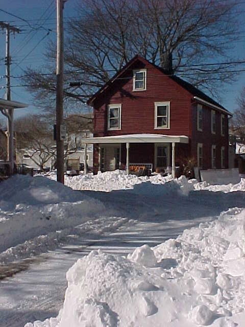 Building Photo - 72 Warner St