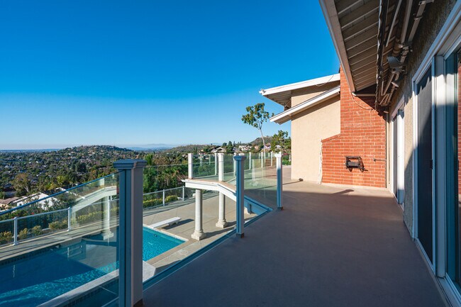 Building Photo - 11141 Limetree Dr