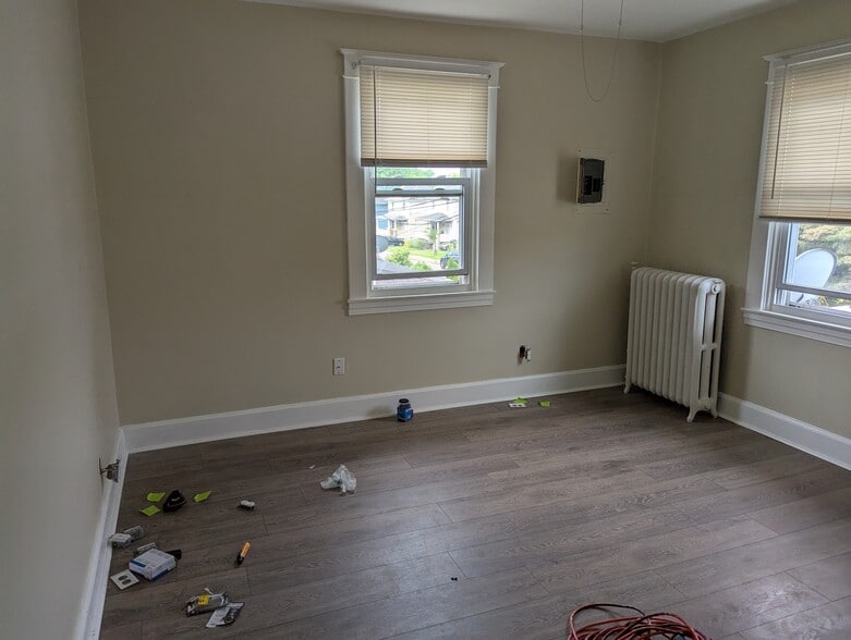 Building Photo - 4407 Leeds Ave