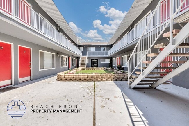 Building Photo - 1725 Lemon Ave.