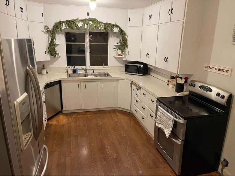 Building Photo - 148 Eagle Fjord Rd