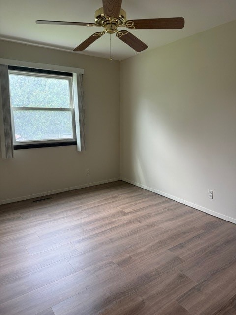 Building Photo - 305 Somerset Dr