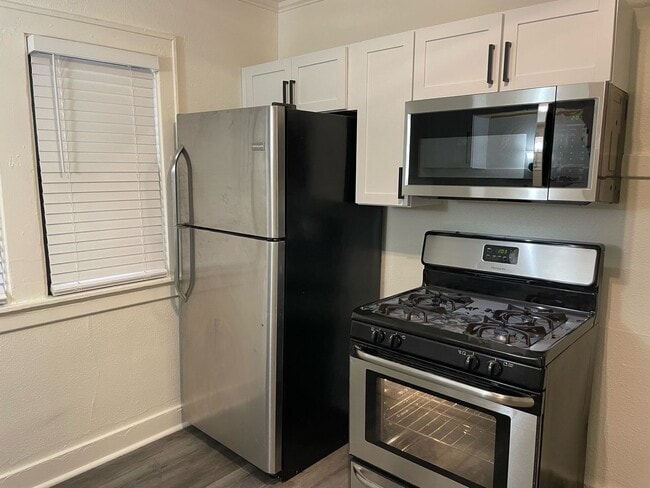 Primary Photo - 3158 N 39th St