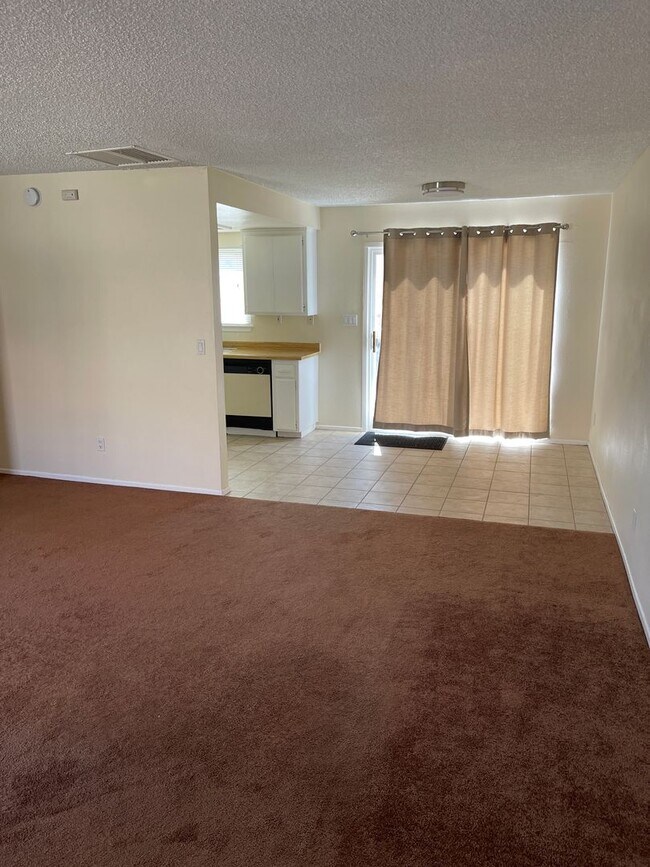 Building Photo - 12715 Navajo Pl