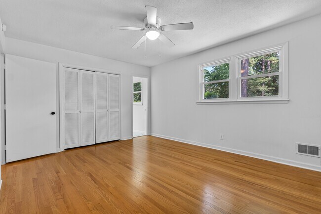 Building Photo - 4003 Rockbridge Rd