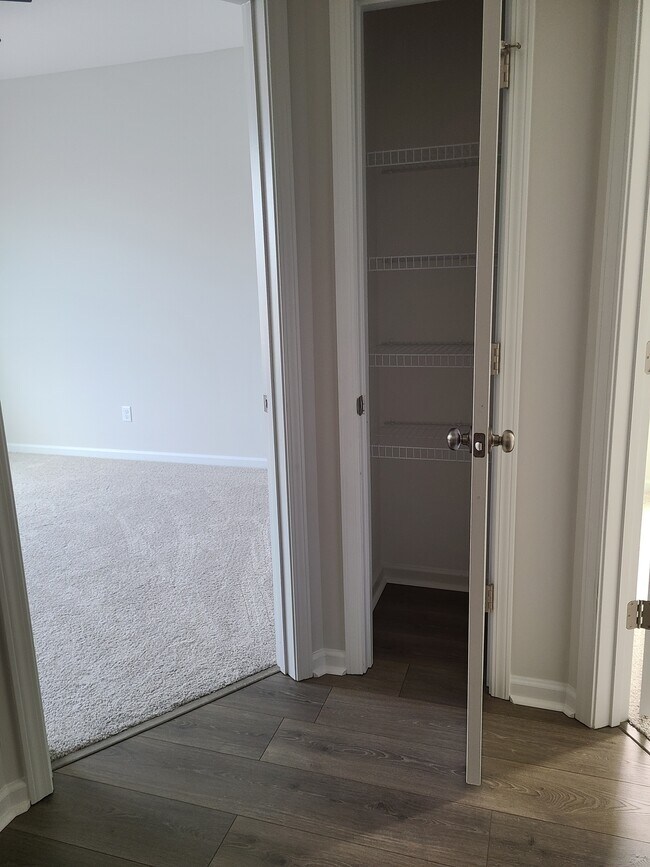 Building Photo - 4113 Pegasus Pkwy