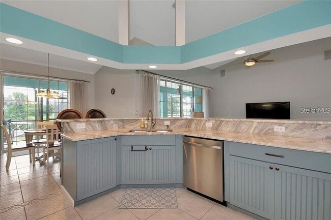 Building Photo - 2008 Proude St