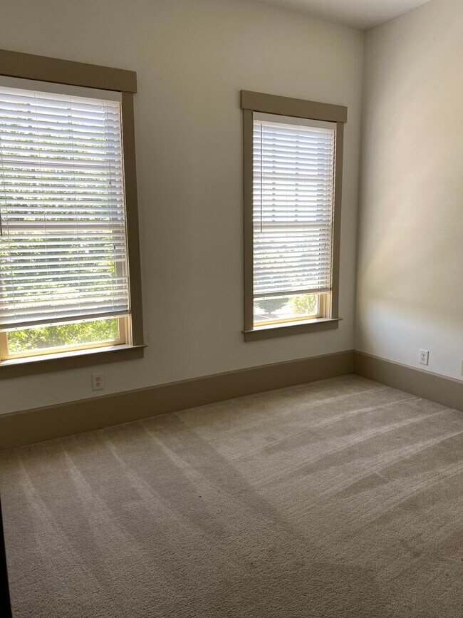 Guest room - 125 Tribble Gap Rd