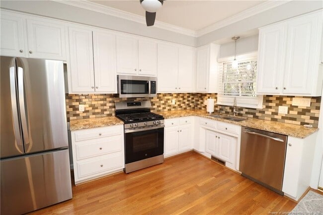 Building Photo - 7915 Footman Way