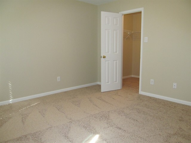Building Photo - 3011 Chesapeake Bend Ln