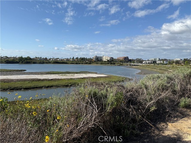 Building Photo - 2632 Vista Del Oro
