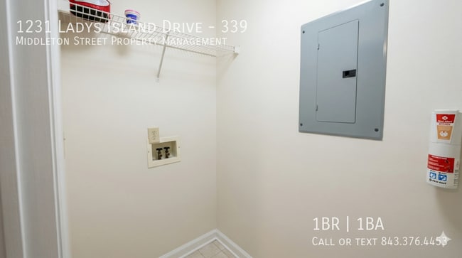 Building Photo - 1231 Ladys Island Dr