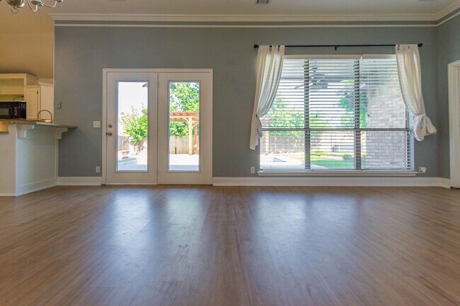 Building Photo - 17300 Zinc Dr