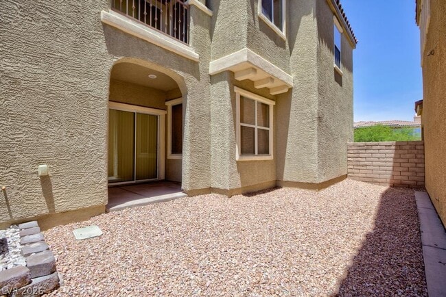 Building Photo - 944 Douglas Flat Pl