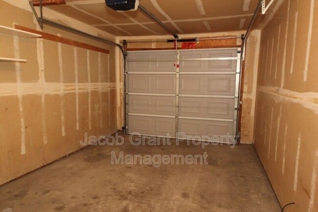 Building Photo - 965 Berryman Rd