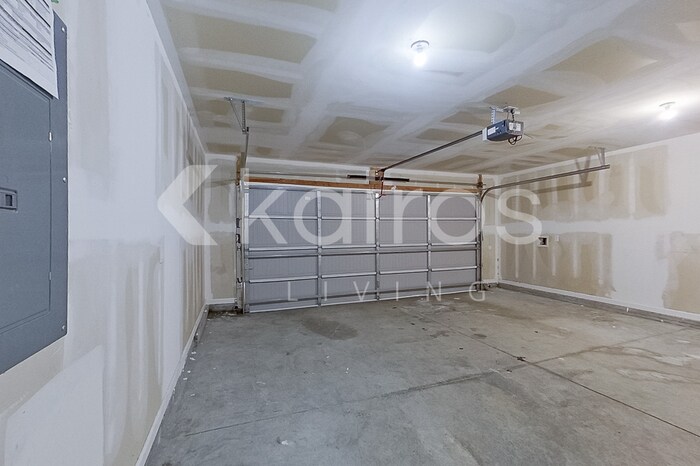 Building Photo - 15 Carrollton Dr