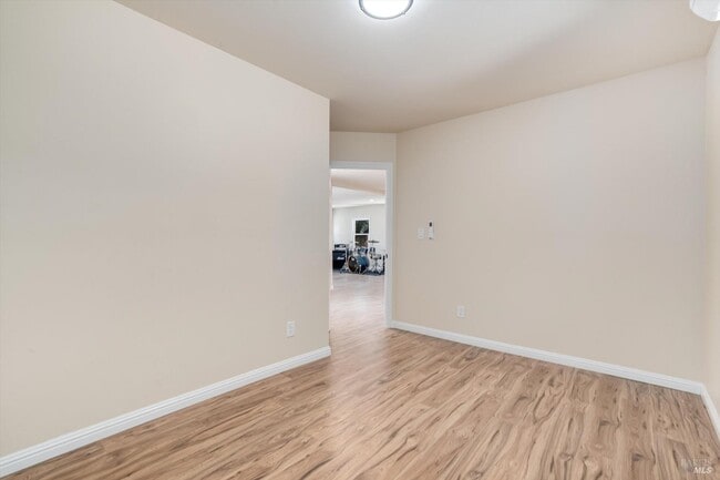 Building Photo - 9342 Chalk Hill Rd