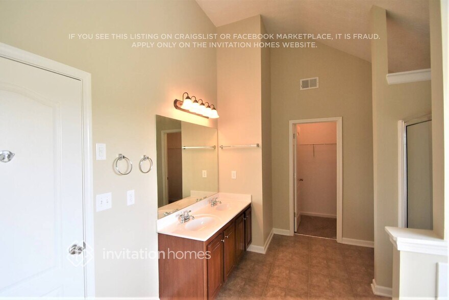 Building Photo - 65 Muirfield Dr