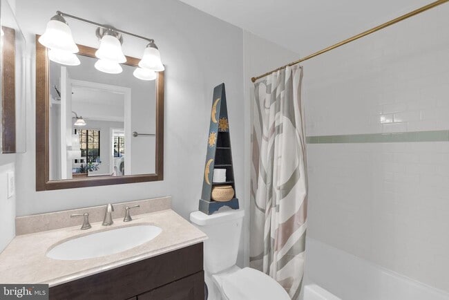 Building Photo - 6011 Curtier Dr