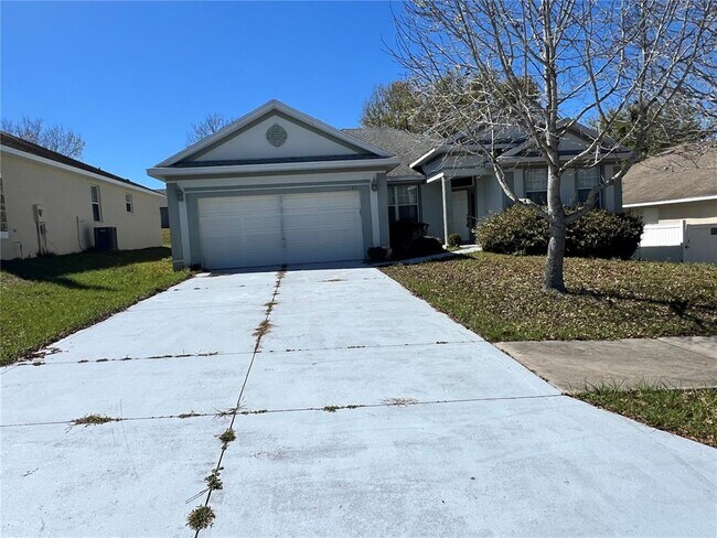 Building Photo - 209 Round Man St