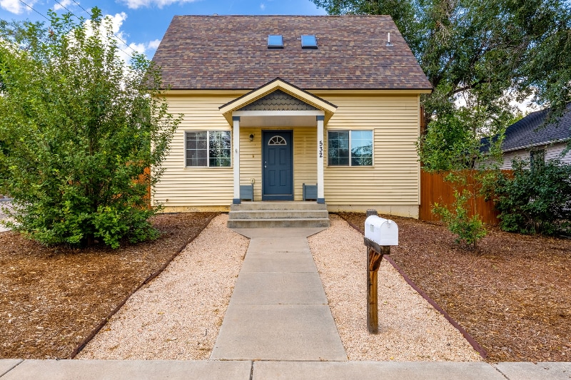 Building Photo - 532 W Kiowa St