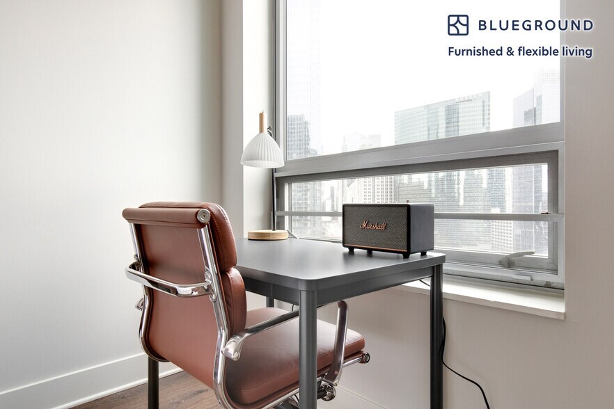 Building Photo - 300 N Canal St