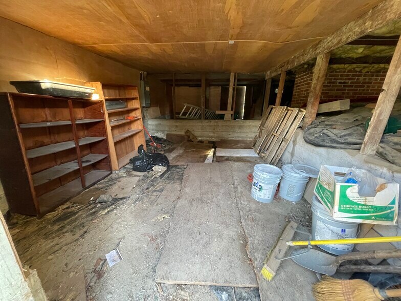 Building Photo - 15210 42nd Ave S