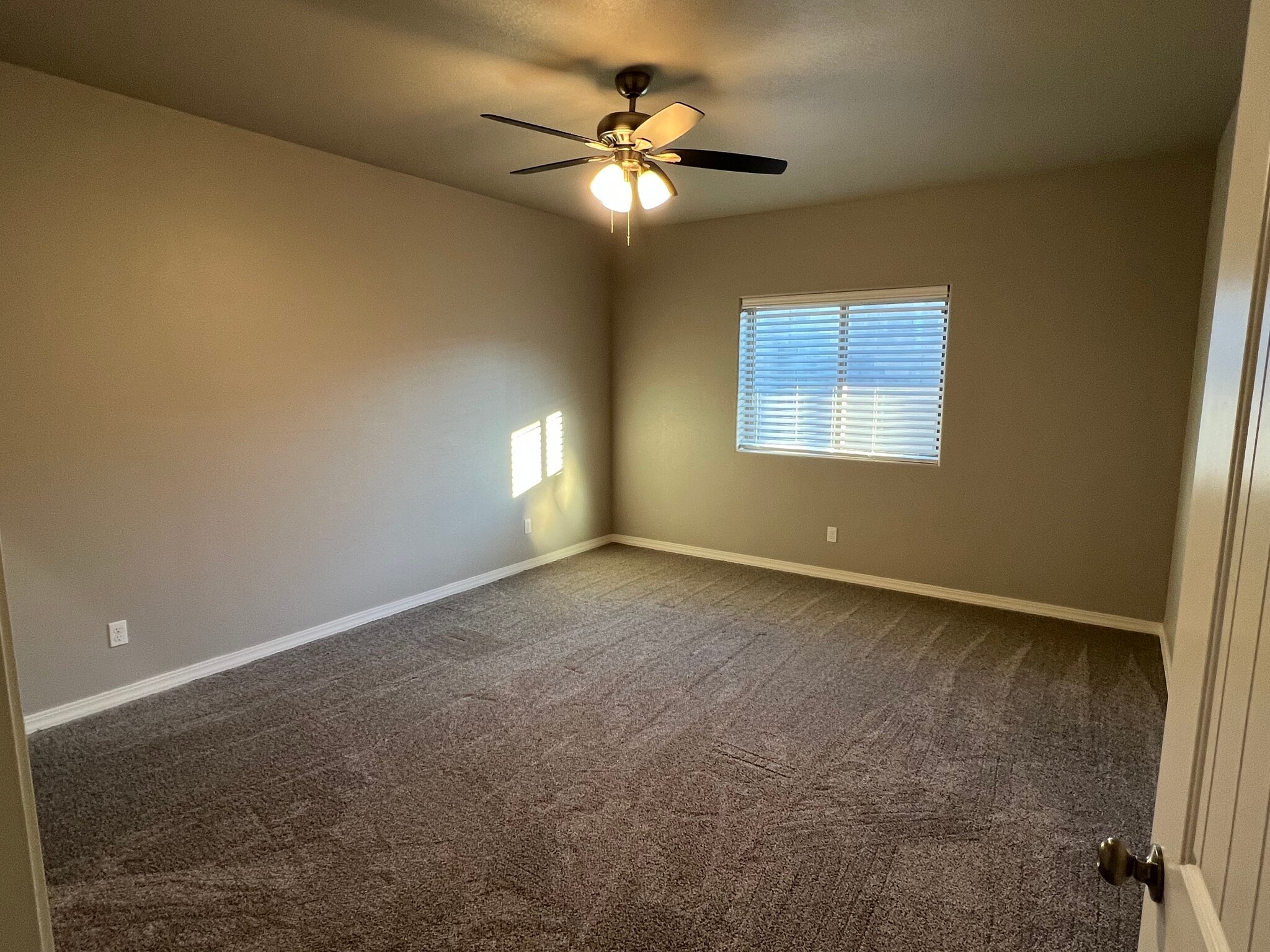 Main Bedroom - 3618 Carolina Ave