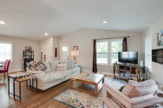 Building Photo - 805 Rison Ave NE