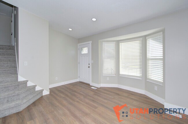 Building Photo - 6528 S 520 W