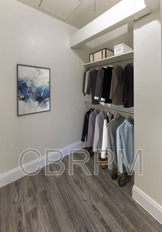 Building Photo - 2601 York Ave