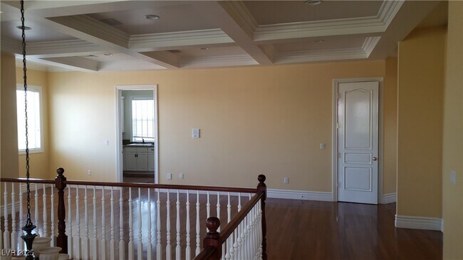 Building Photo - 3030 American River Ln