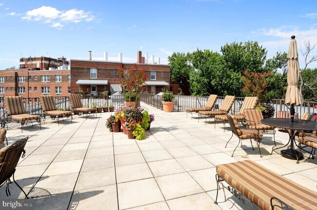 Building Photo - 2500 Q St NW