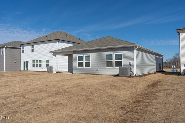 Building Photo - 483 White Birch Ln